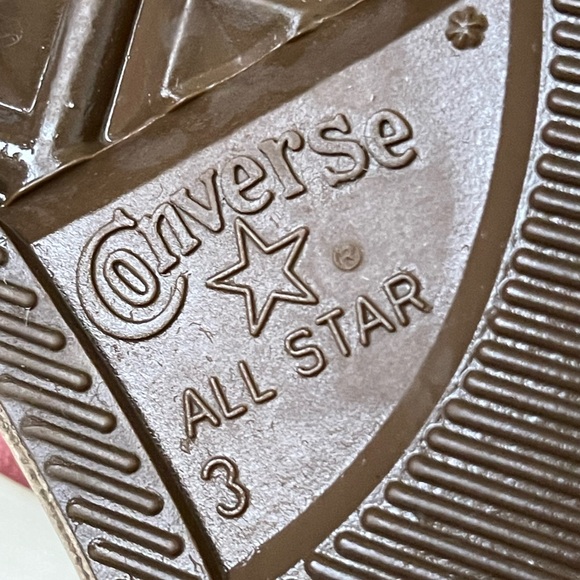 Converse Pink and White high top Sneakers - Picture 5 of 5